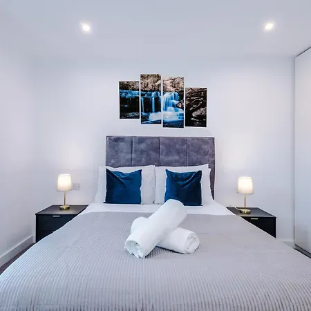 Apartment Sterling Suite: Modern Centre By Dreamluxe Birmingham